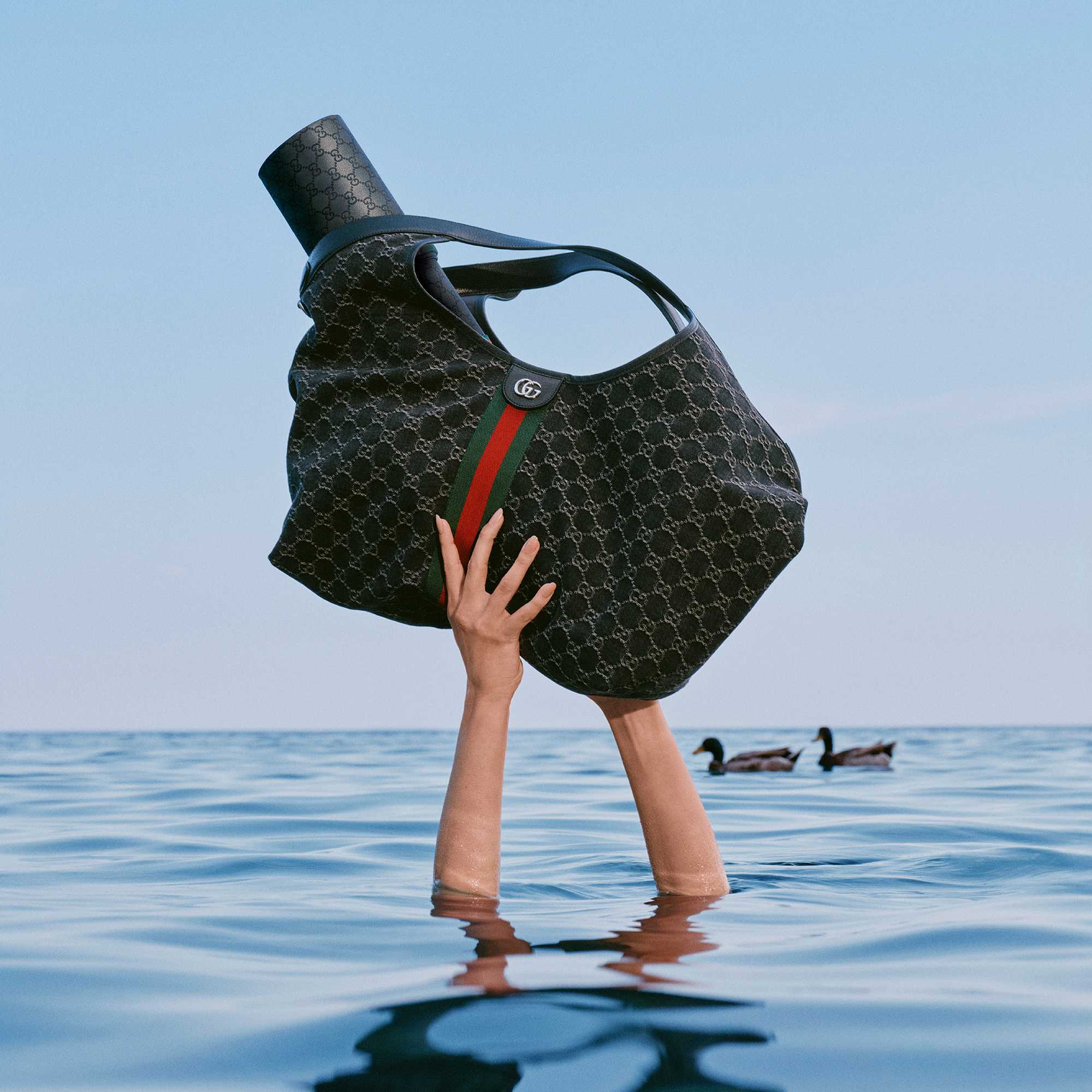 Gucci Giglio tote in black GG canvas