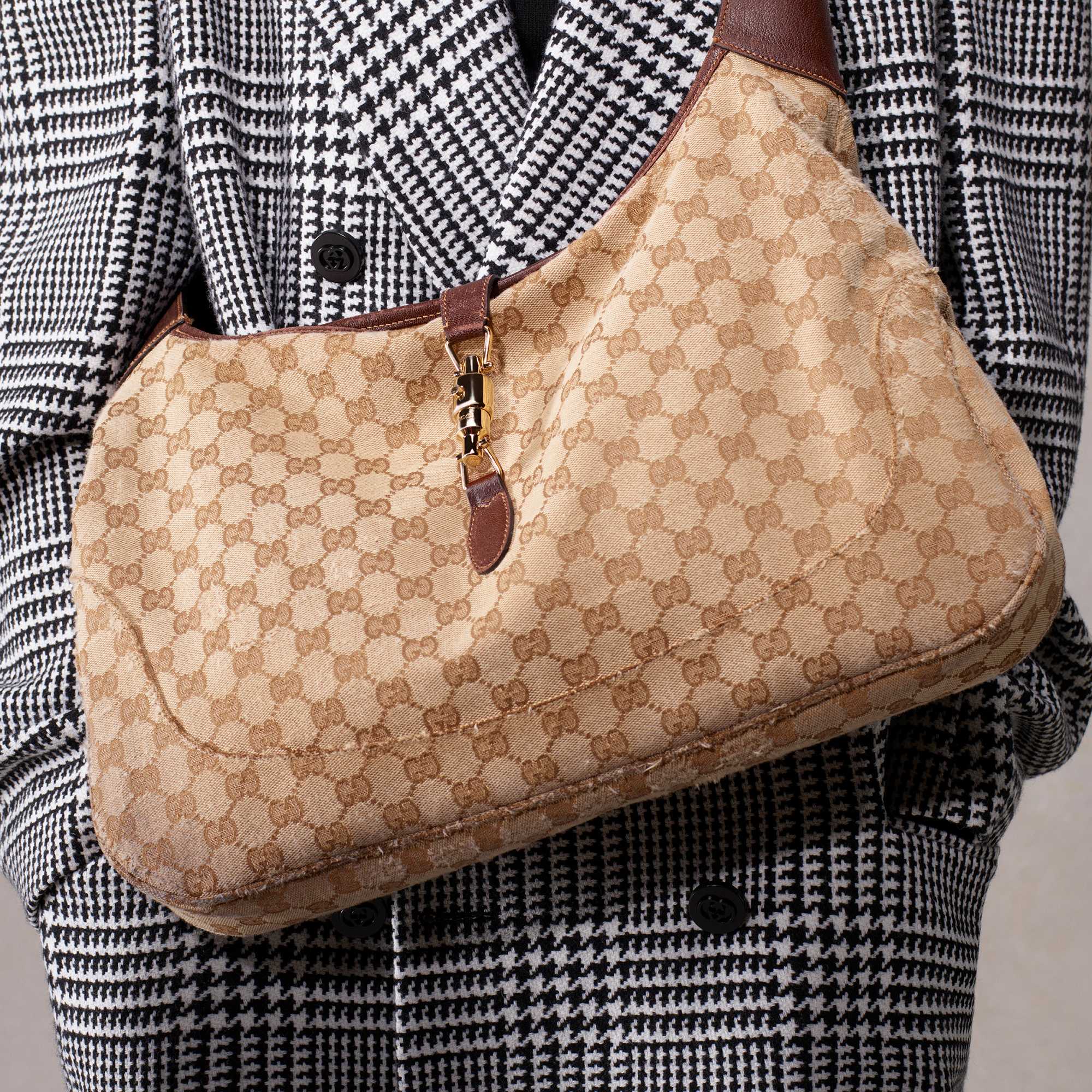 Beige Gucci monogram shoulder bag