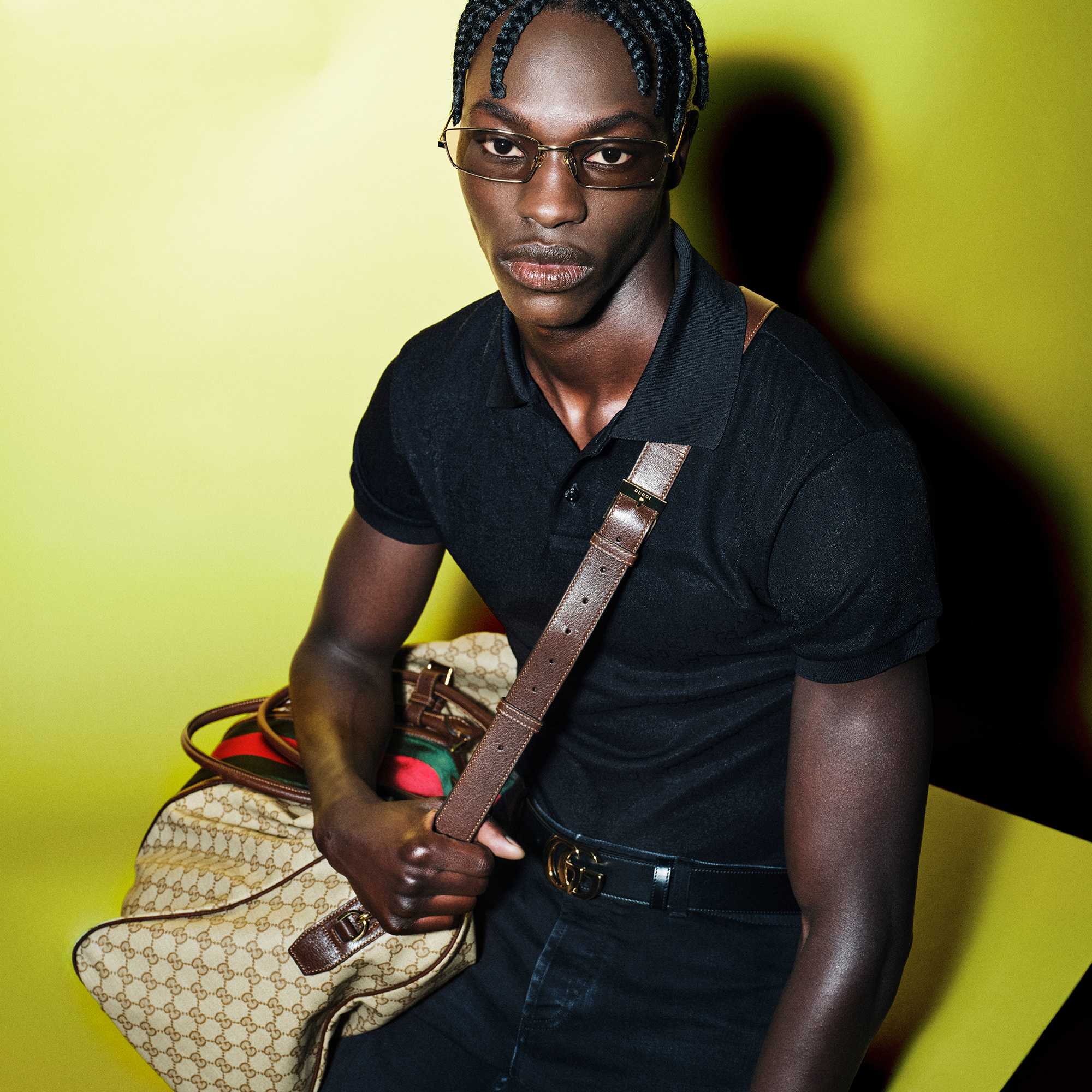 Beige Gucci bag with strap