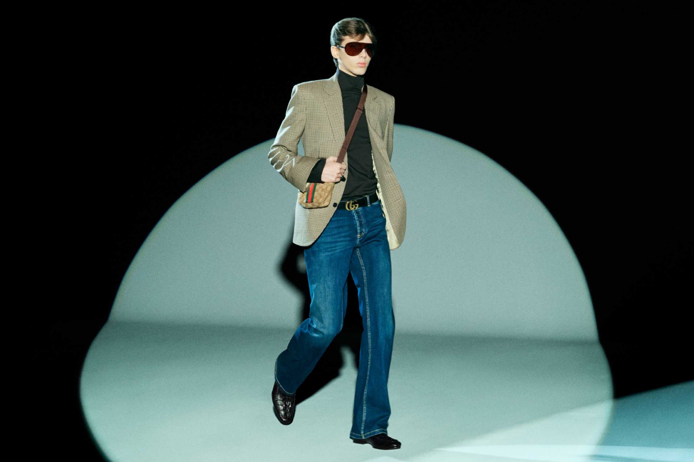 Gucci belt and messenger bag