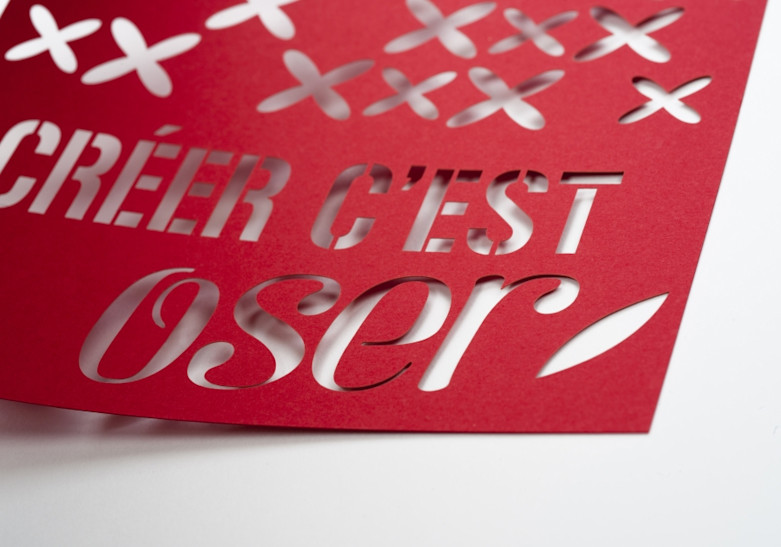 Carte decoupe laser sans impression zoom