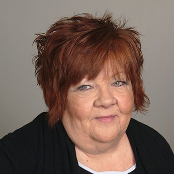 Denise Schoenherr headshot