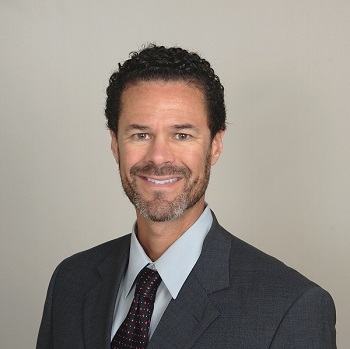 Elliott Crozat headshot