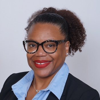 Shekera Algarin headshot