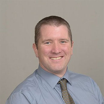 Eric Holmes headshot