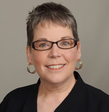 Peggy Hohensee headshot