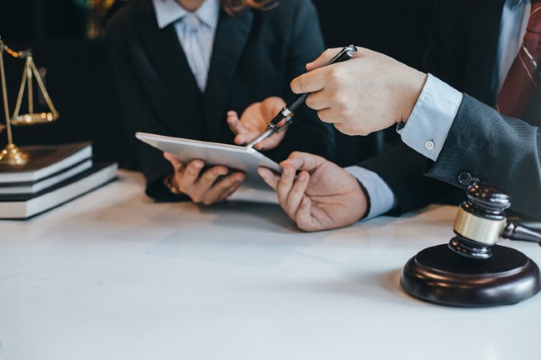 The Law Student’s Guide to 10 Top Areas of Legal Practice