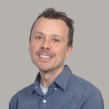 Gabriel Smith headshot