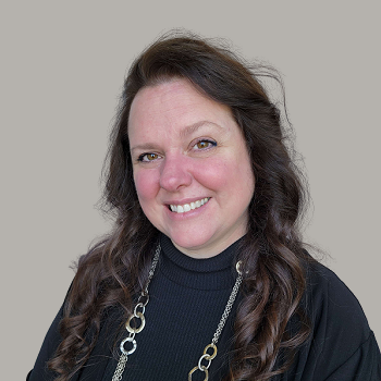 Wendi Wolfram headshot