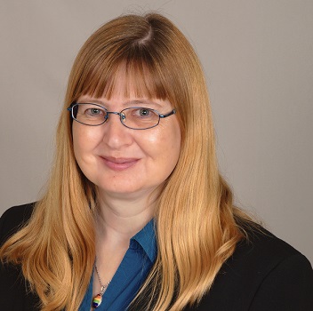 Christine O’Neal headshot