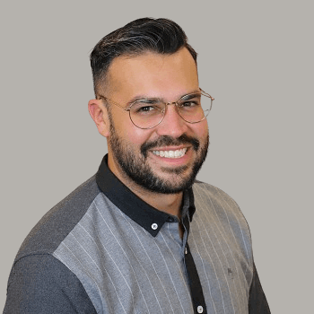 Michael Vega headshot