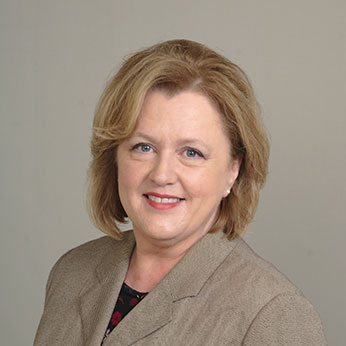 Susan Pettine headshot