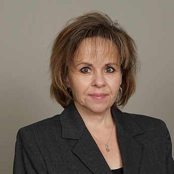 Carol Laman headshot