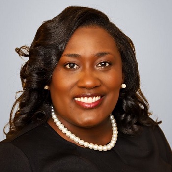 Miya Nelson headshot