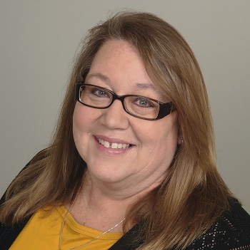 Shelly Johnsen headshot