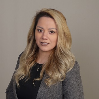 Nelly Mulleneaux headshot