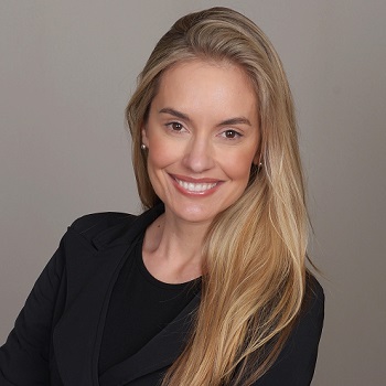 Julia Nyberg headshot