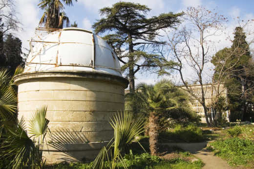 Schlendern Sie während Ihres Urlaubs in Montpellier durch die botanischen Gärten von Montpellier.