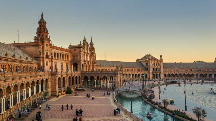 Discover the Plaza Mayor in Seville on a South of Spain tour