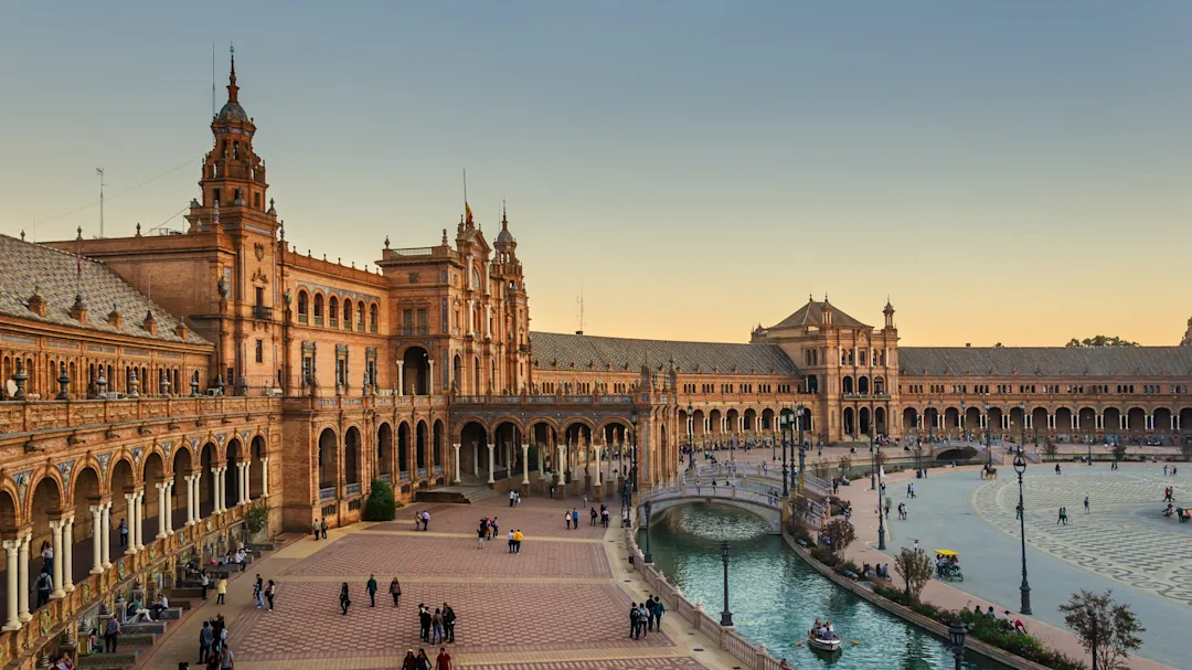 Southern Spain Itinerary: 7 Days in Madrid, Seville & Granada