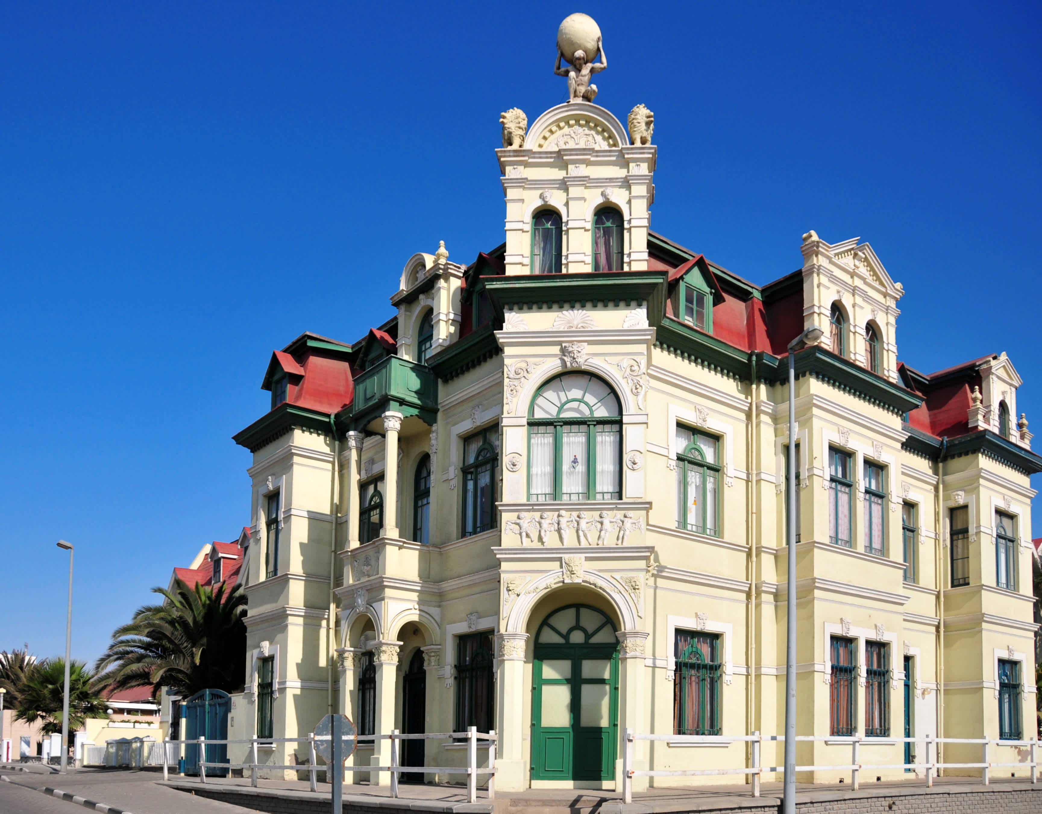 Photo du Hohenzollernhaus, un chef-d'œuvre architectural unique à Swakopmund, en Namibie