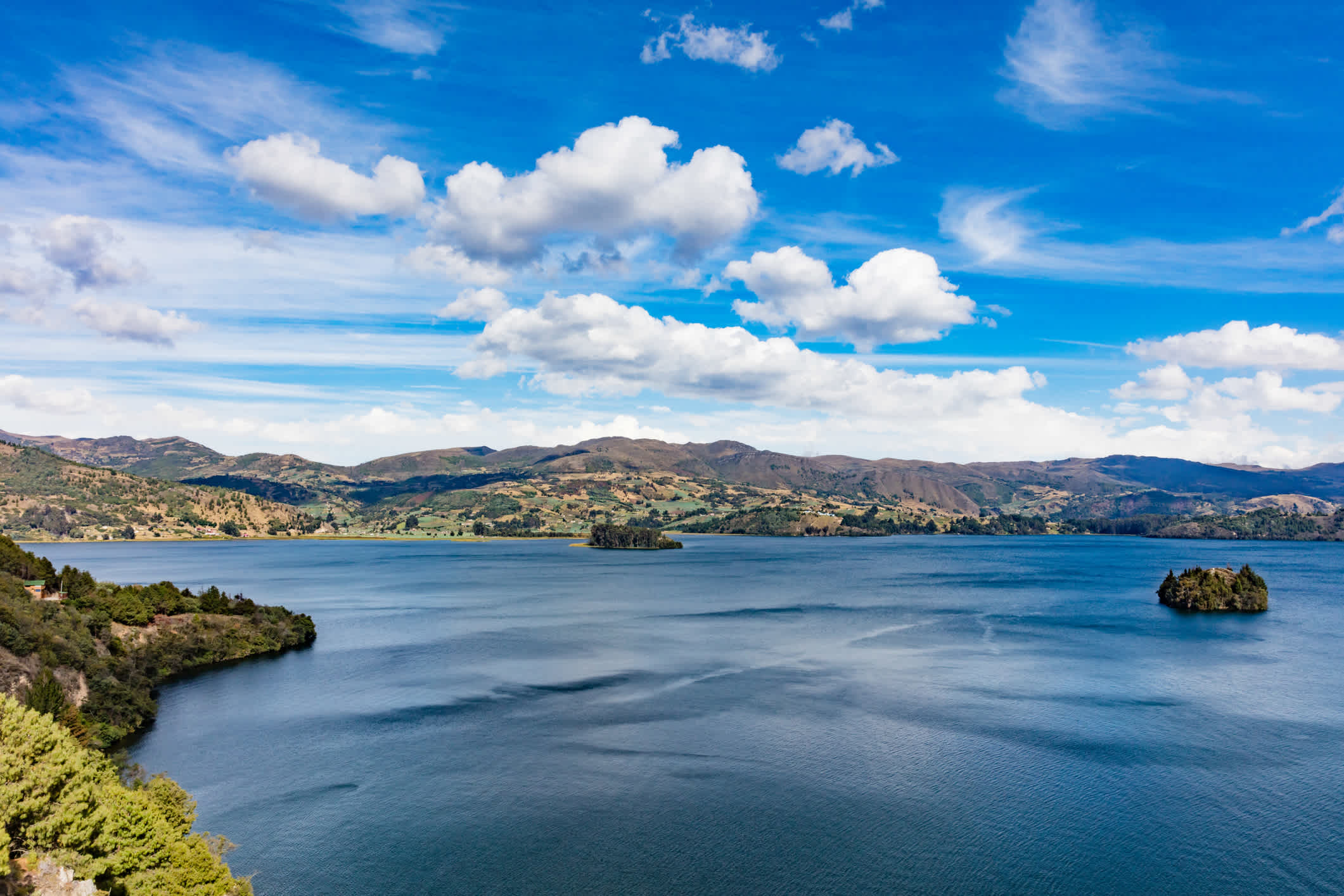 Vue sur le lac Laguna de Tota, en Colombie