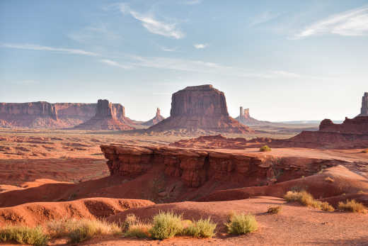 Vue sur la formation rocheuse John Ford’s Point à Monument Valley, en Arizona