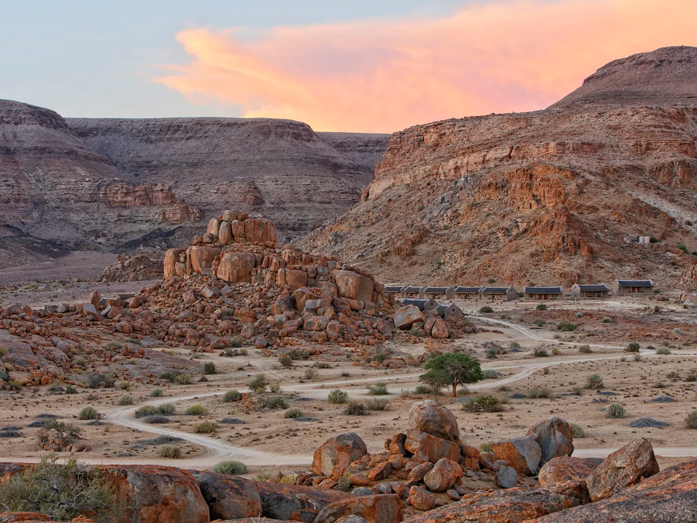 Gondwana Canyon, Fish River Canyon, Namibia Berglandschaft in der Abenddämmerung am Gondwana Canion in der Nähe von Fish River Canion in Namibia