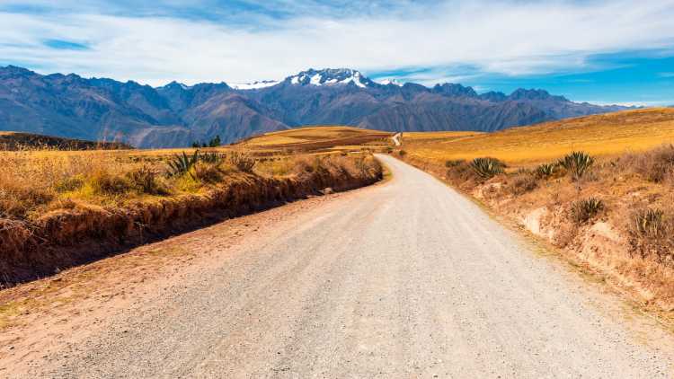 Route de terre vers la Vallée sacrée des Incas