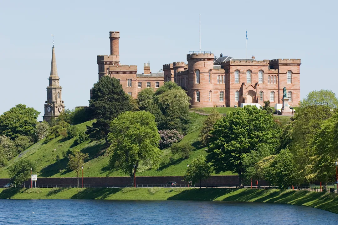 Edinburgh to Isle of Skye Road Trip: City Charm and Island Majesty