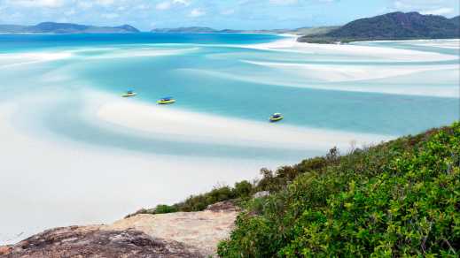 Discover the blue waters of Whitehaven Beach on a East Coast Australia tour. 