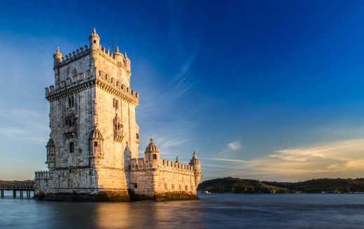 Visitez la Tour de Belém, sur les bords du Tage, pendant votre voyage à Lisbonne