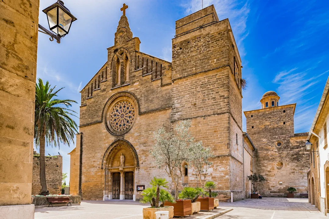 3 Week Spain Itinerary: 21 Days from Madrid to Mallorca