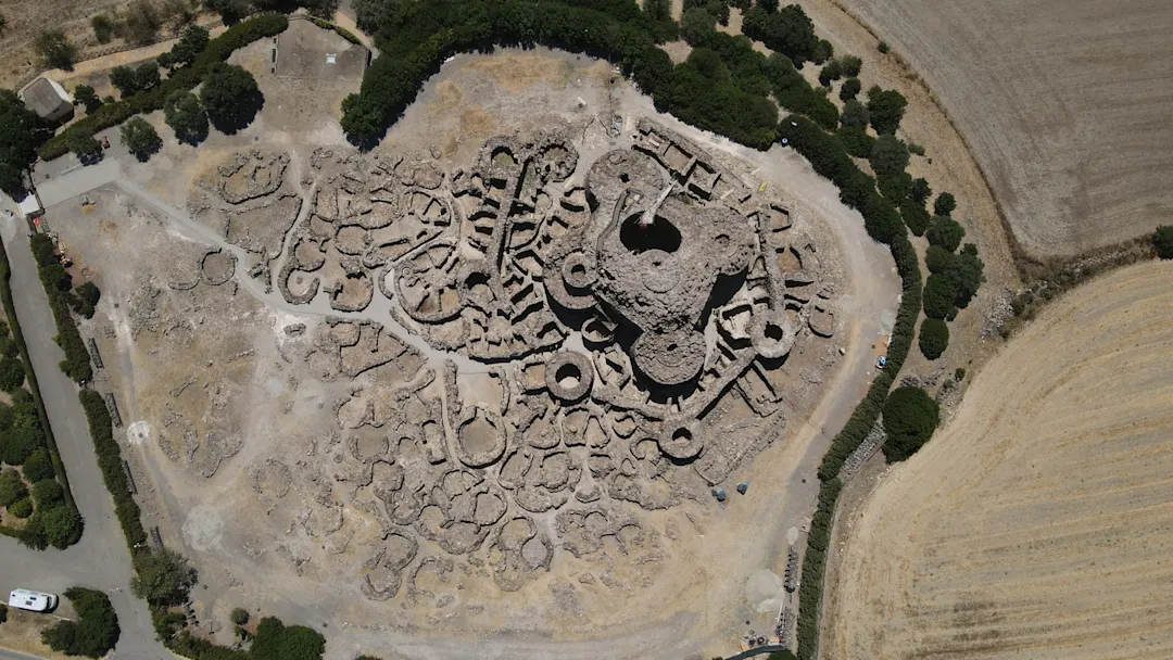 Nuraghe , Alghero Sardinien Inselpanorama von oben mit Nuraghe