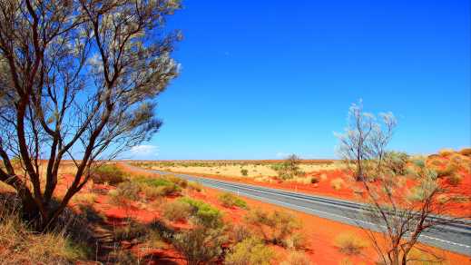 Straße im australischen Outback