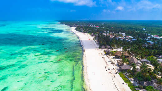 La vue aérienne de Jambiani, Zanzibar, Tanzanie.

