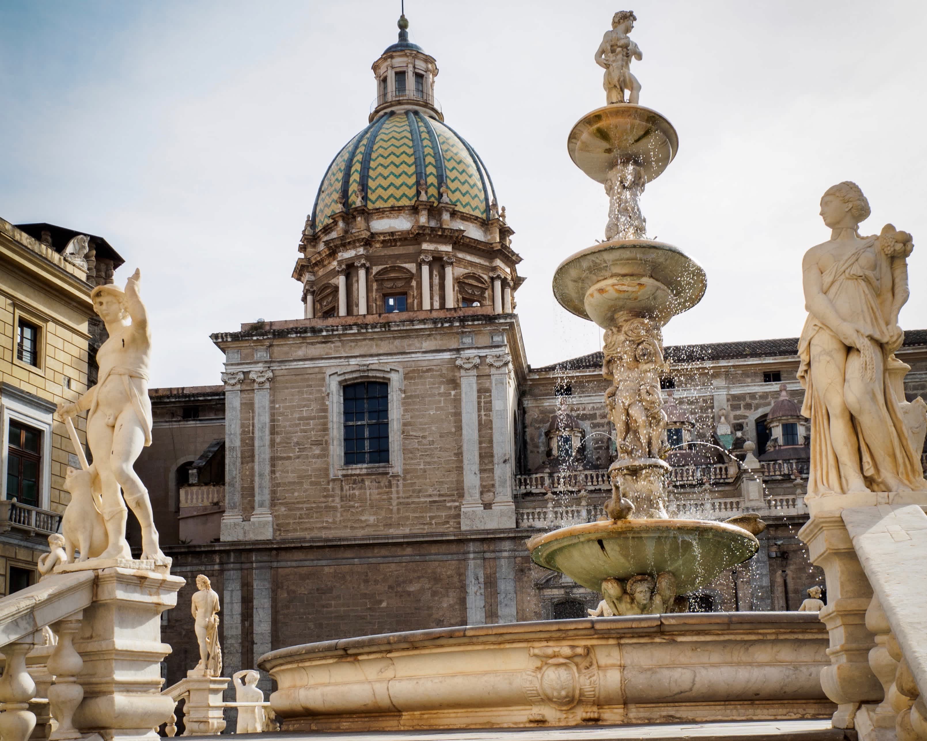 Palazzo Reale - een top bezienswaardigheid tijdens een vakantie in Palermo