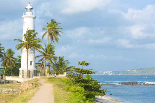 Leuchtturm der Festung in Galle am Wasser