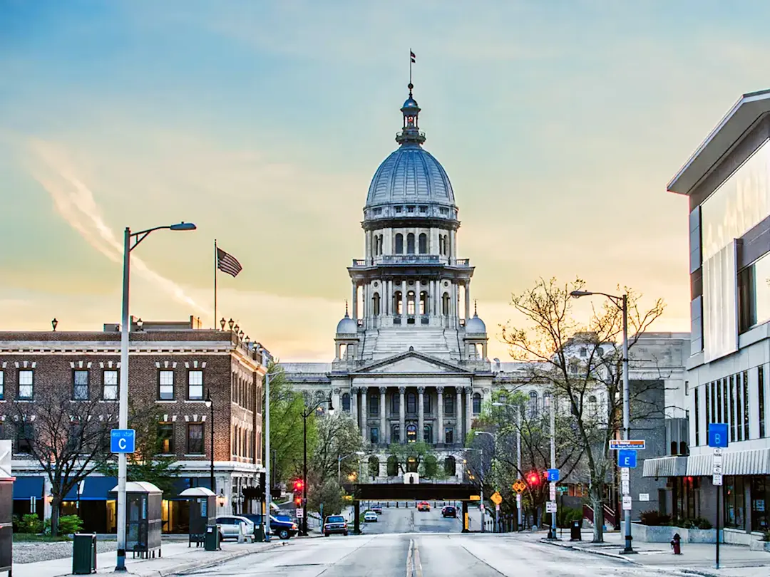 Das Illinois State Capitol bei Sonnenuntergang. Springfield, Illinois, USA.
