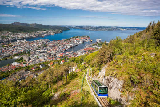 Ansicht der Stadt von Mount Floyen, Bergen, Norwegen.