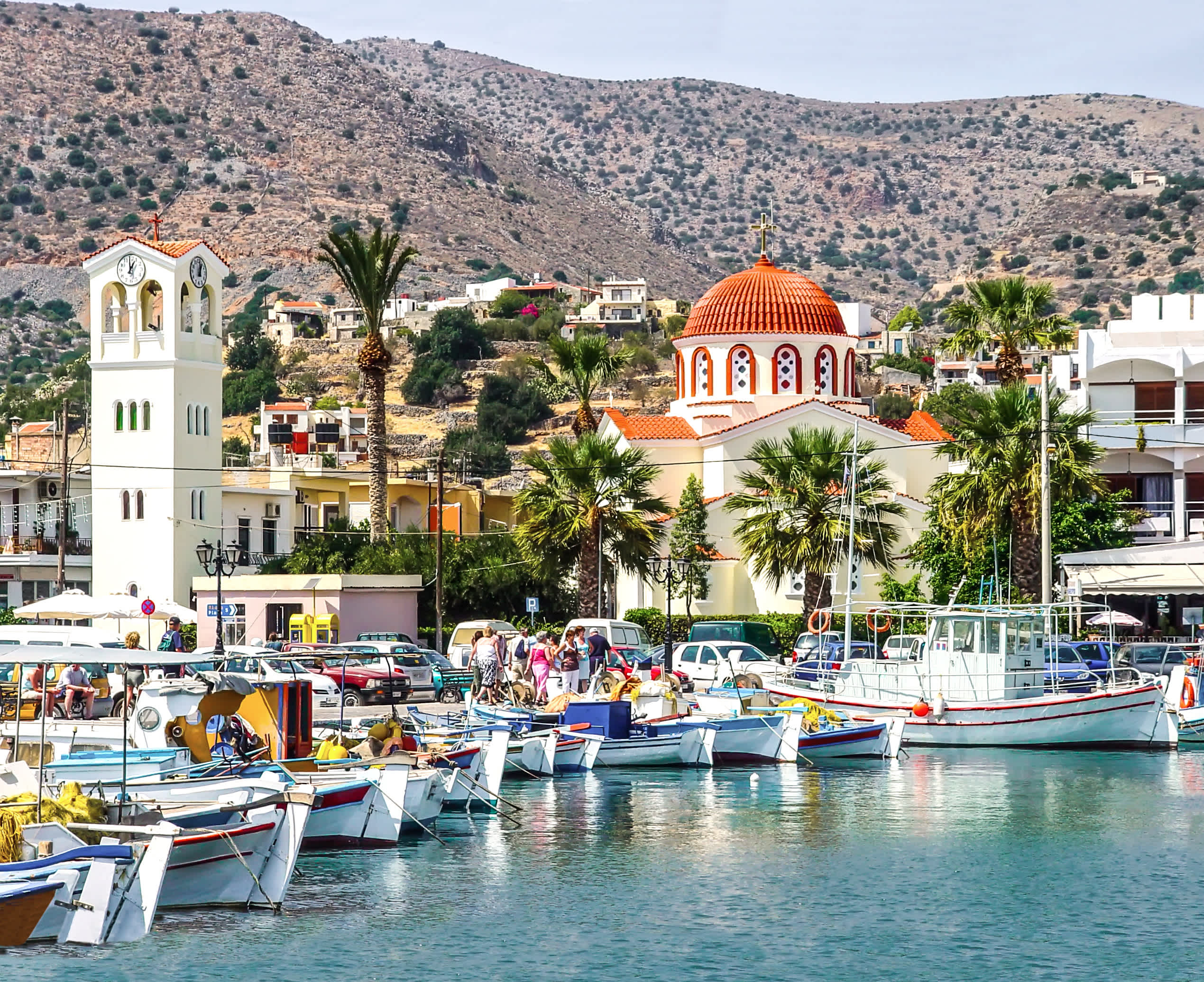 Ville portuaire d'Elounda sur l'île de Crète, Grèce