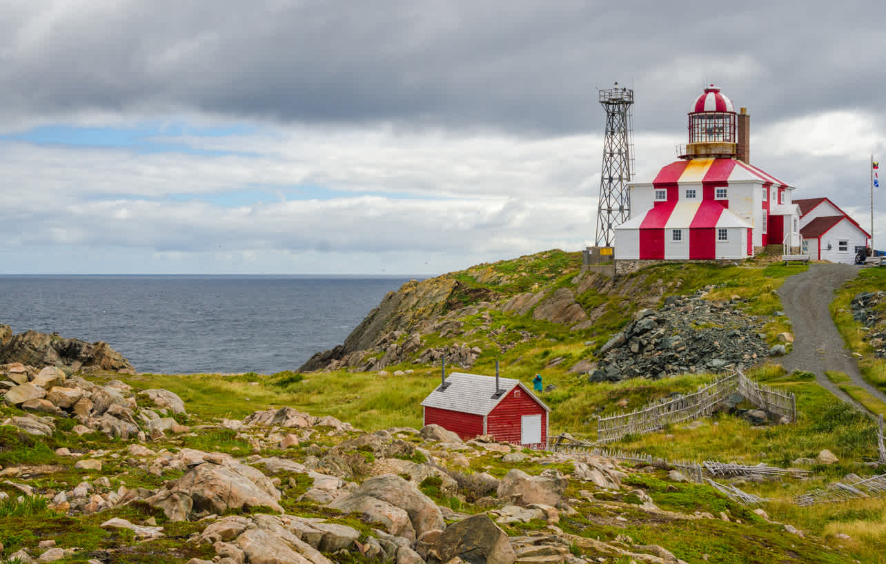 Besuchen Sie Bonavista und seine bunten Häuser während Ihrer Reise nach Neufundland und Labrador.