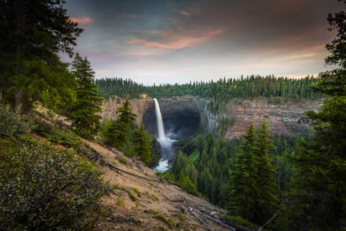 Helmcken Falls in Wells Gray Provincial Park, Britisch-Kolumbien, Kanada.