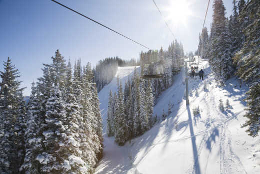 Vue depuis un télésiège à Aspen, au Colorado