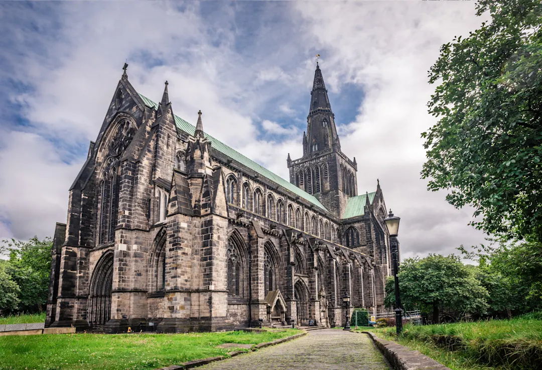 Schottland, Glasgow, Kathedrale Kathedrale von Glasgow an einem bewölkten Tag, Schottland.