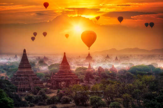 Machen Sie eine Heißluftballonfahrt in Bagan, Myanmar