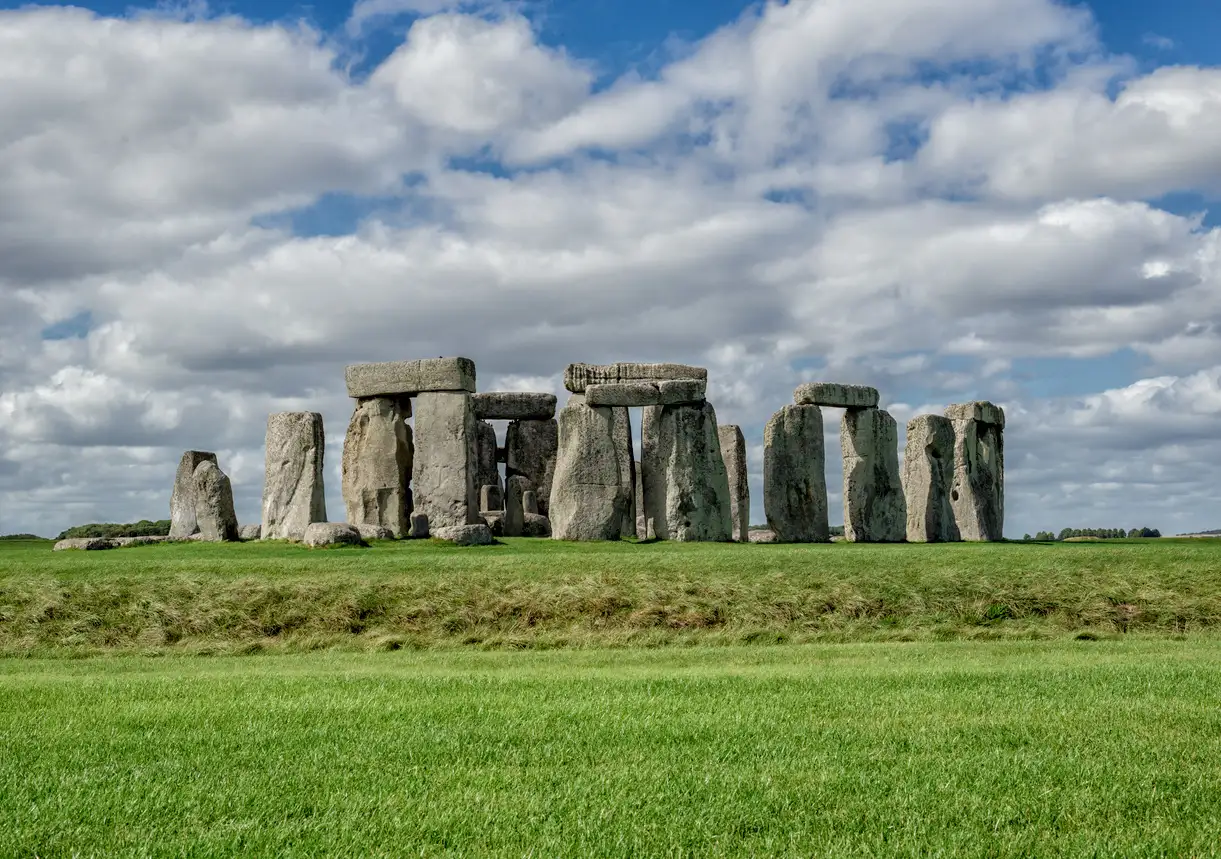 England, Salisbury, Stonehenge Stonehenge am schönen klaren Tag, Salisbury, Vereinigtes Königreich