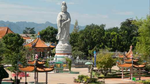 Thailand Kanchanaburi Tempel
