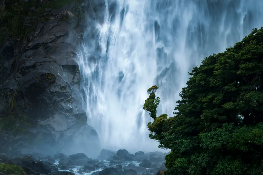 Neuseeland, Milford Sound Lady Bowen Falls im Milford Sound, Neuseeland