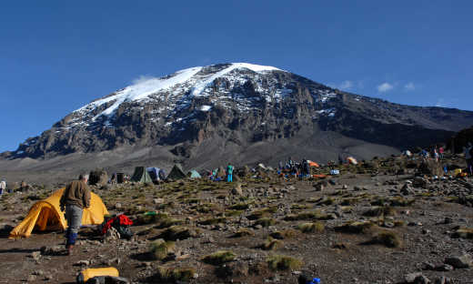 Kibo aus dem Karanga Camp am Kilimandscharo